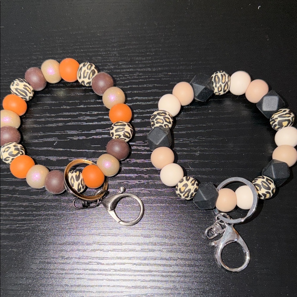 Leopard Print Beaded Bracelet keychain set